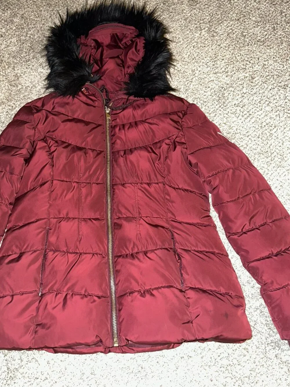 Guess Puffer Jacket Womens Large Red Removable Faux Fur Trim Hood Full Zip sz L
